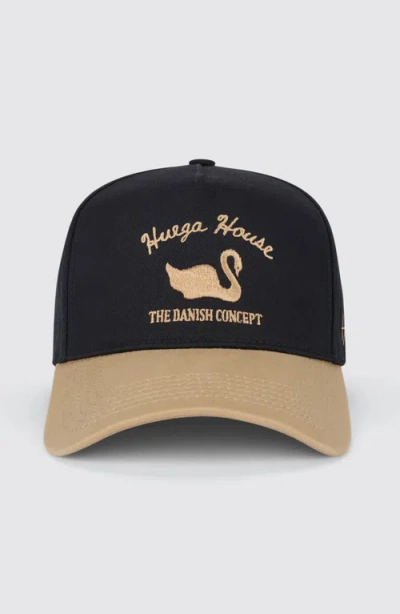 Huega House Vintage Swan Hat In Black