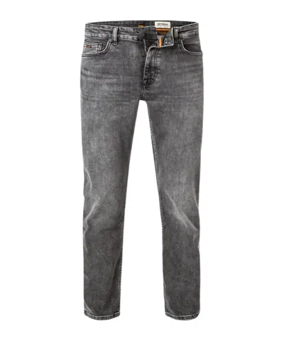 Hugo Boss Belt-loop Jeans In Black
