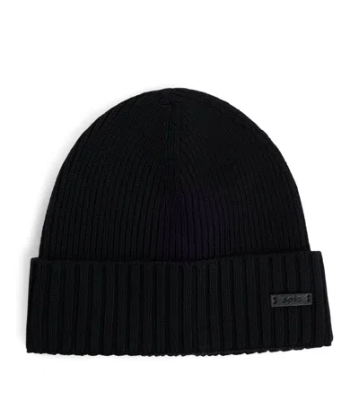Hugo Boss Boss Virgin Wool Logo-badge Beanie In Black