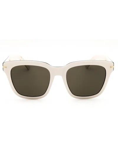 Hugo Boss Chic Rectangular Women's Sunglasses In Yellow