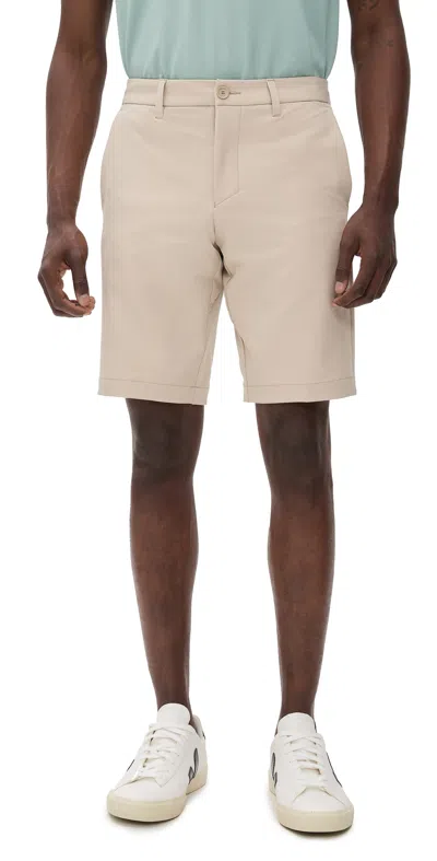 Hugo Boss Commuter Shorts 10.5 Medium Beige