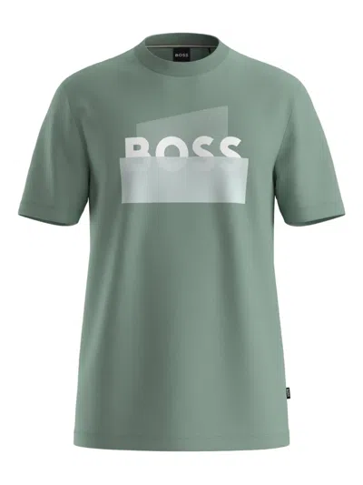 Hugo Boss Logo T-shirt In Green