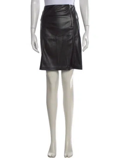 Pre-owned Hugo Boss Mini Skirt In Black
