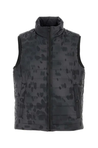 HUGO BOSS PRINTED NYLON SLEEVELESS JACKET