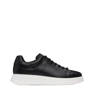Hugo Boss Round Toe Low-top Casual Shoes In Black