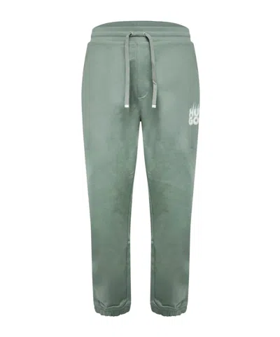 Hugo Boss Simple Sports Pants In Green