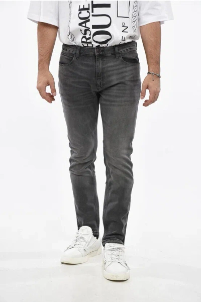 Hugo Boss Straight Leg Extra Slim Jeans With Logoed Patch 17cm L.30 In Gray