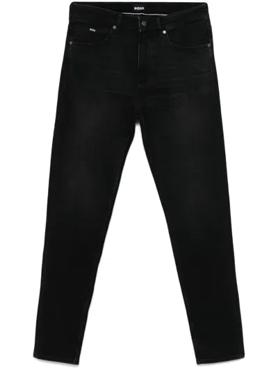 HUGO BOSS TAPERED JEANS