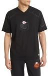 HUGO BOSS BOSS X NFL TACKLE GRAPHIC T-SHIRT