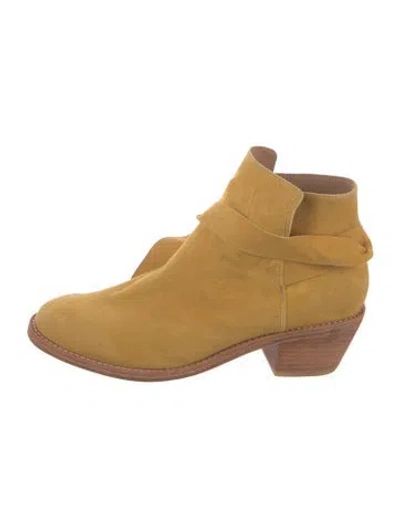 Pre-owned Huma Blanco Suede Boots In Yellow