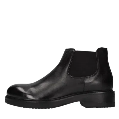 Hundred 100 Boots In Black