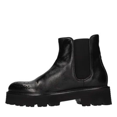 Hundred 100 Boots In Black