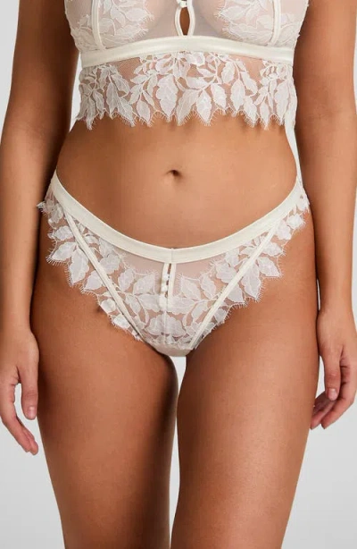 Hunkemoller Hunkemöller Amelia Thong In White