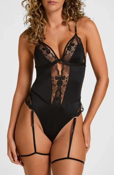 Hunkemoller Hunkemöller Peonie Lace Bodysuit With Garters In Black