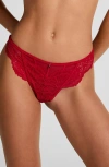 Hunkemoller Hunkemöller Whitney Scalloped Lace Thong In Red