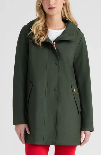 Hunter Acacia Rubberized Water-repellent Rain Jacket In Green
