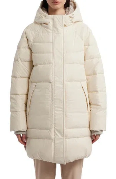 Hunter Almond Water Repellent Faux Shearling Lined Hooded Puffer Jacket In White