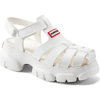 Hunter Belah Lug Sole Fisherman Sandal In White