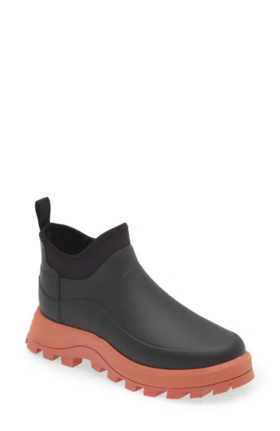 Hunter City Explorer Waterproof Bootie In Black/red Flurry