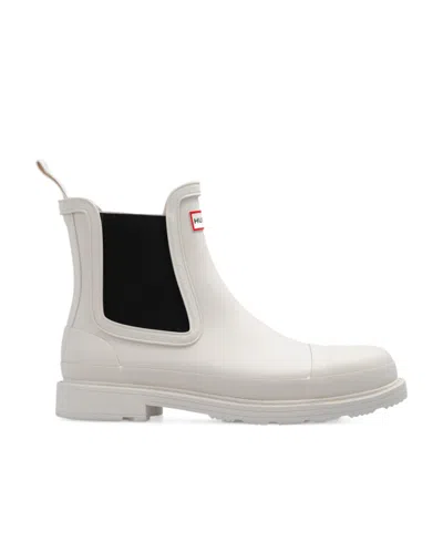 Hunter Commando Chelsea Boots In Gray
