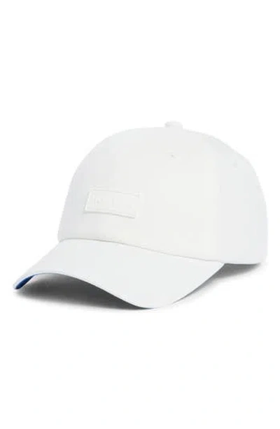 Hunter Core Twill Baseball Cap In White