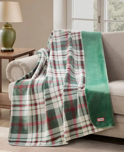 Hunter Designer Reversible Plush Throws, 50" X 70" In Green