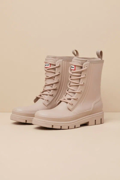 Hunter Diana Scots Bark Rubber Lace-up Ankle Rainboots In Beige