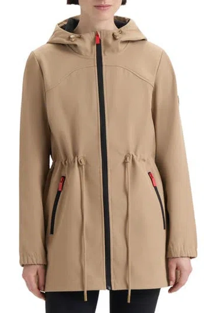 Hunter Florence Hooded Softshell Jacket In British Tan