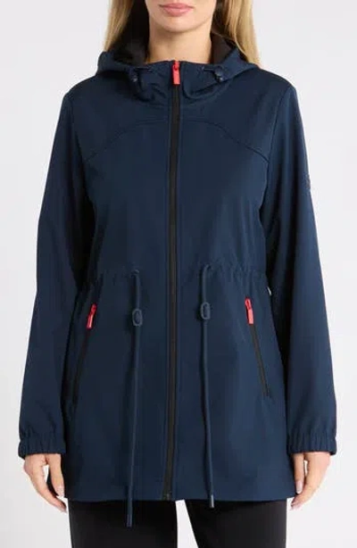 Hunter Florence Hooded Softshell Jacket In Midnight