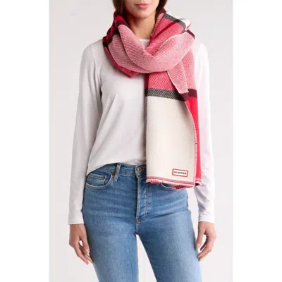 Hunter Heavyweight Reversible Plaid Scarf In Logo Red 600