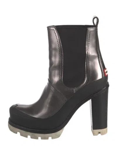 Pre-owned Hunter Leather Chelsea Boots In Black