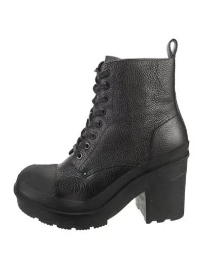 Pre-owned Hunter Leather Lace-up Boots In Black