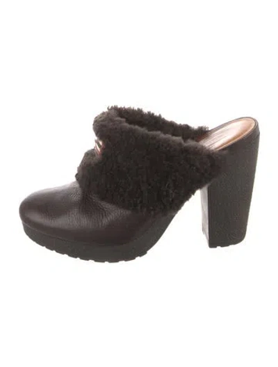 Pre-owned Hunter Leather Mules In Brown