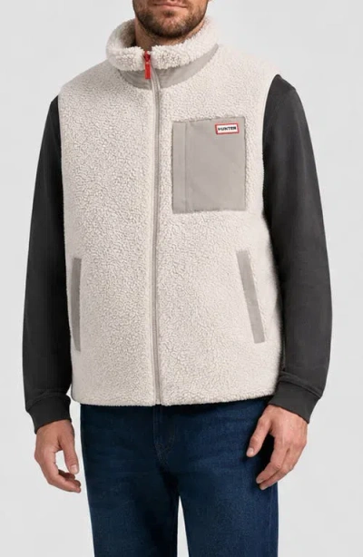 Hunter Noah Faux Shearling Vest In Animal Print
