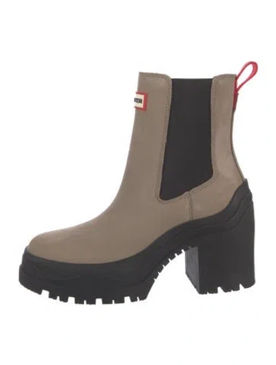 Pre-owned Hunter Nubuck Chelsea Boots In Grey