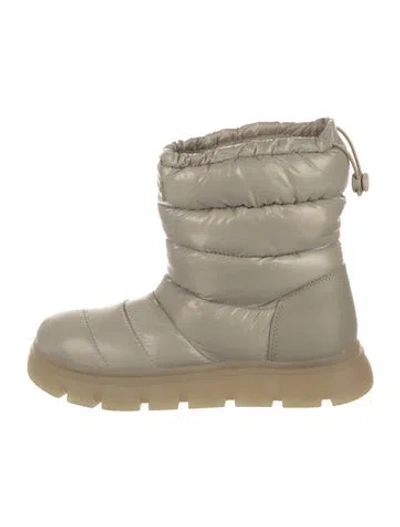 Pre-owned Hunter Nylon Snow Boots In Neutrals