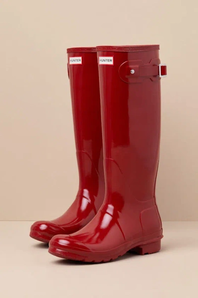 HUNTER ORIGINAL TALL MILITARY RED GLOSSY RAIN BOOTS