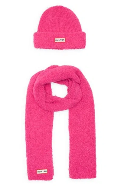 Hunter Patch Scarf & Beanie Set In Pink