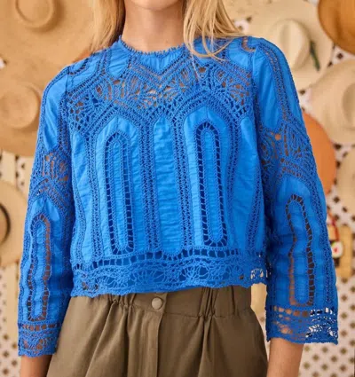 Hunter Pippa Crew Neck Top In French Blue