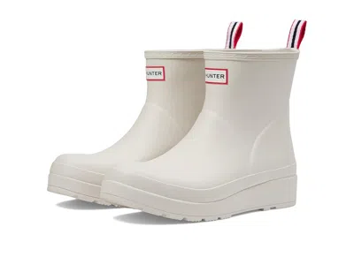 Hunter Play Short Boot In White