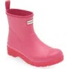 Hunter Play Short Waterproof Rain Boot In Magenta Flux