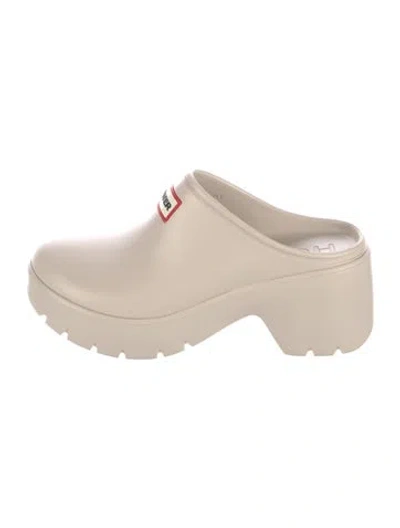 Pre-owned Hunter Rubber Mules In Neutrals