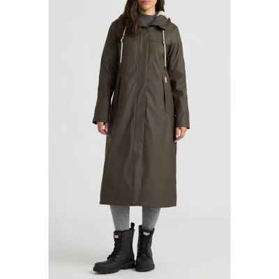 Hunter Sammy Water Repellent Long Rubberized Raincoat In Brown