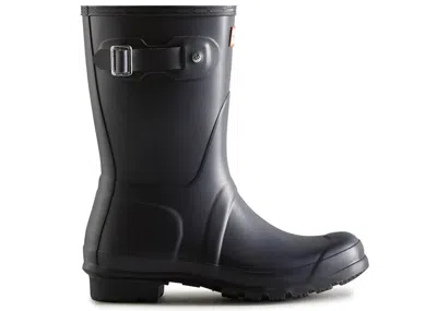 Pre-owned Hunter Short Rain Boots (women's) Sneakers In Navy Blue