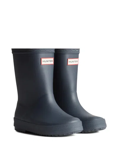 Hunter Textured Boots In Blue