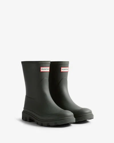 Hunter Unisex Downpour Short Boot In Green