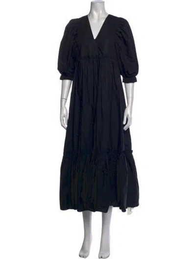 Pre-owned Hunter V-neck Long Dress In Black