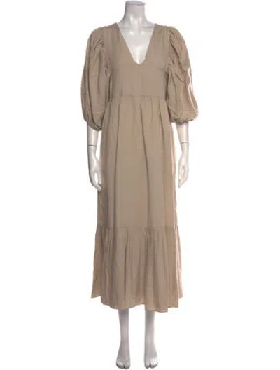 Pre-owned Hunter V-neck Long Dress In Neutrals