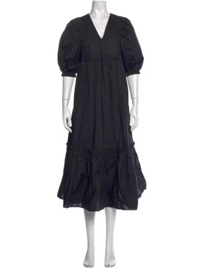Pre-owned Hunter V-neck Midi Length Dress In Black