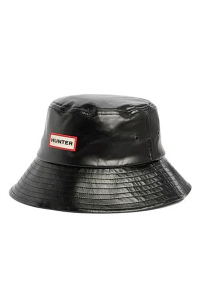 Hunter Water Resistant Faux Leather Bucklet Hat In Black